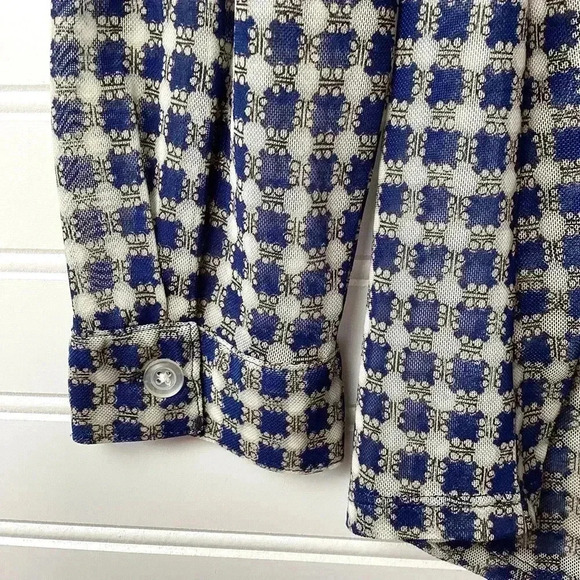 Cabi Gray Long Sleeve Geometric Print Sheer Mesh Women's Top Size Medium - Picture 8 of 10